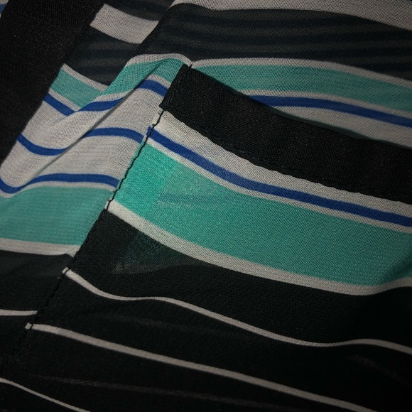 Striped, sheer Olive & Oak shirt - Picture 3 of 3